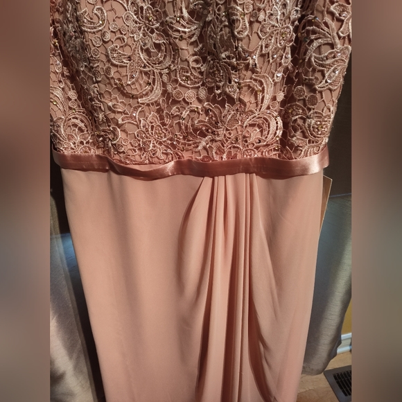 NWT Cameron Blake evening gown - Picture 4 of 15